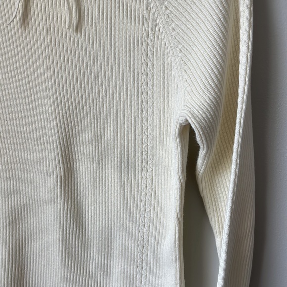Tommy Hilfiger Medium Sweater - Picture 3 of 8